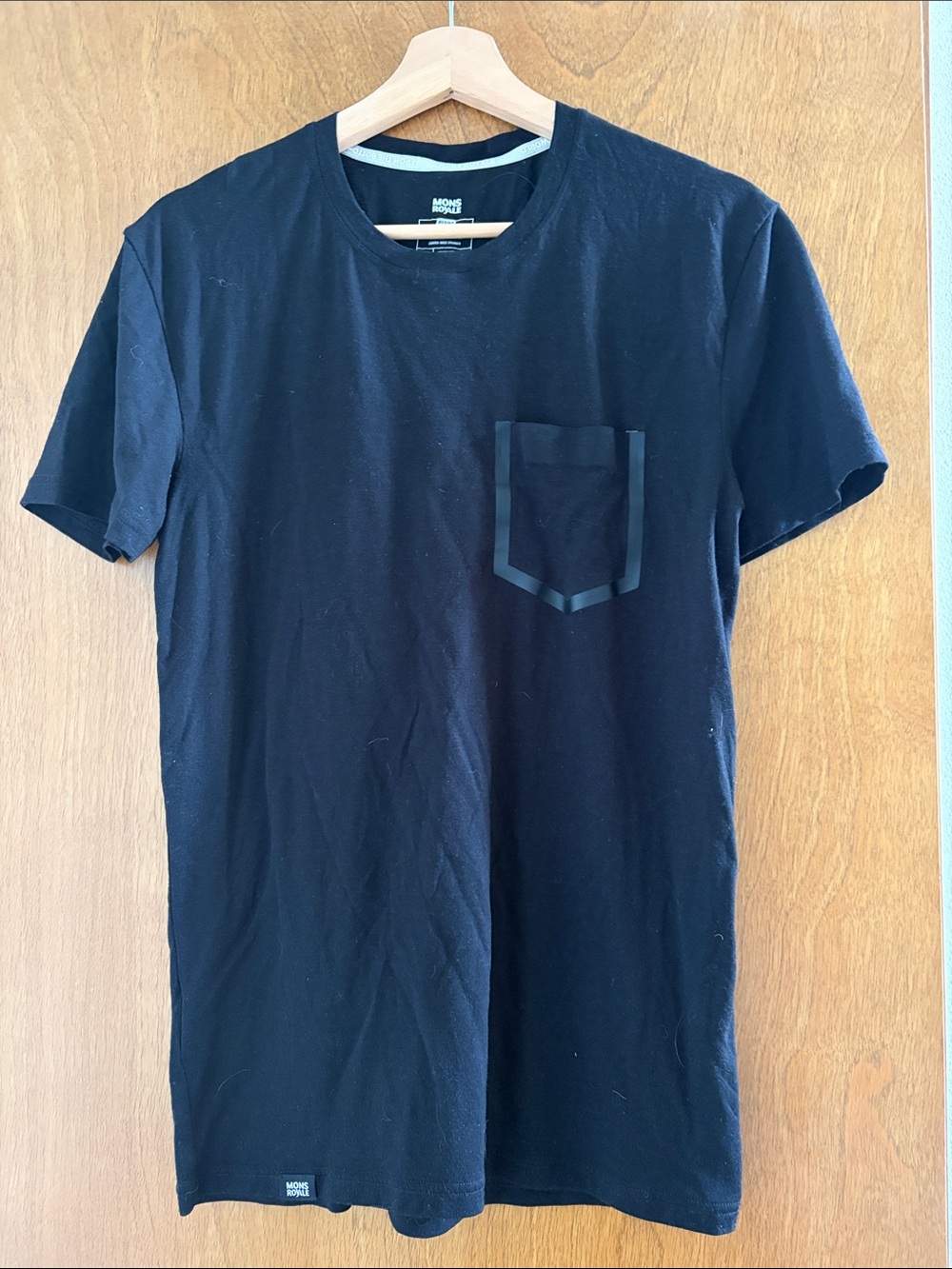 Mons Royale // pocket tee